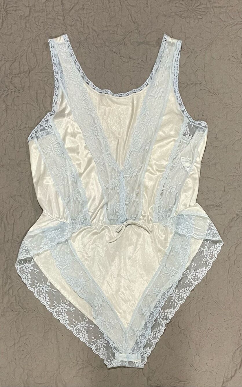 JCPenney Vintage Lingerie Mediums Blue and White